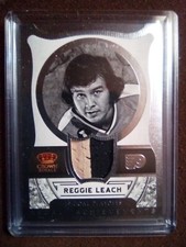2013-14 Panini Crown Royale Regal Achievements Materials /25 Reggie Leach Patch
