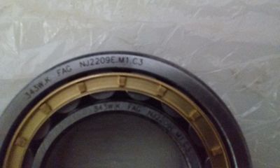NJ2209E.M.C3 roller bearing, brass cage, Made in Germany.