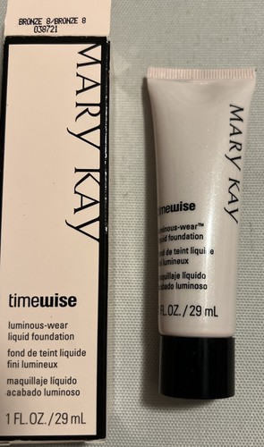 (1) Mary Kay Timewise Beige 8 Matte Wear Liquid Foundation Combo to Oily 038764
