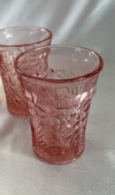 L E Smith Drinking Glasses Pink Tiger Lily  Vintage Drinkware 4.5 T 3.25 W