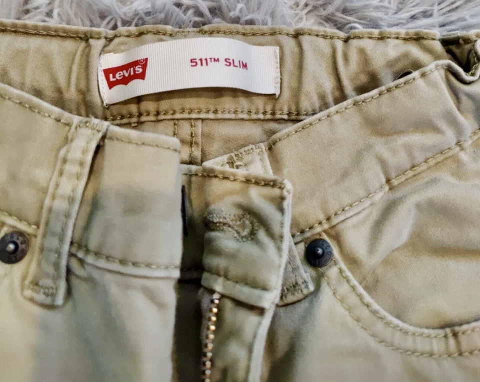 Boys Levi's 511 Slim Fit Khaki size 10 Regular 25 x 25 adjustable waist - Image 3 of 4