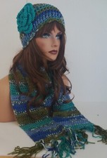 NEW BLUE AQUA GREEN MULTI FLOWER HAT AND SCARF SET HAND MADE BEANIE SKULL CAP