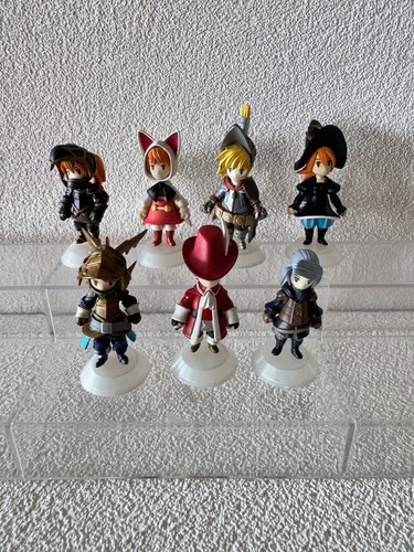 Final Fantasy III Trading Arts Mini Figure Dragon Knight, Red Mage Complete Full - Picture 2 of 5