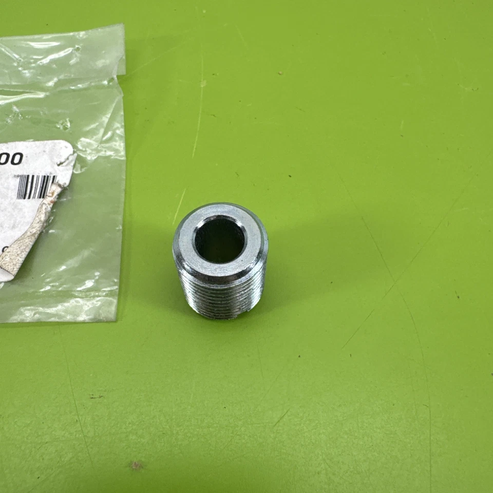 Adaptador Yamaha 1980-1981 XS850S XS850L 1970-1971 XS1 256-17848-00 NUEVO DE STOCK Foto 4 de 4