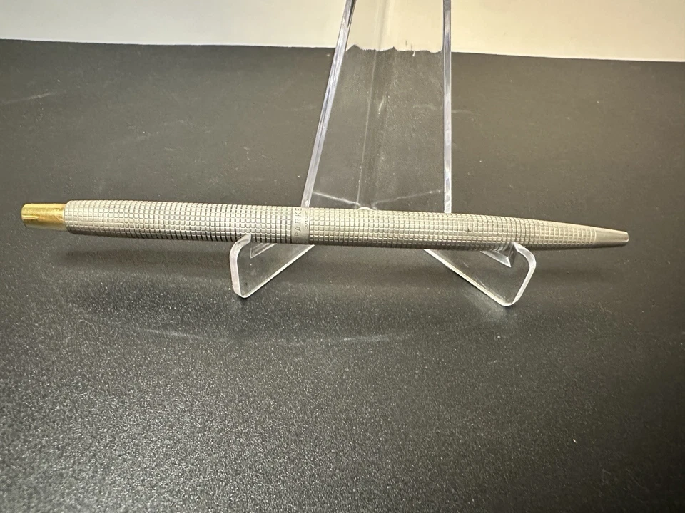 Bolígrafo Parker 75 Cisele de plata de ley Foto 4 de 4