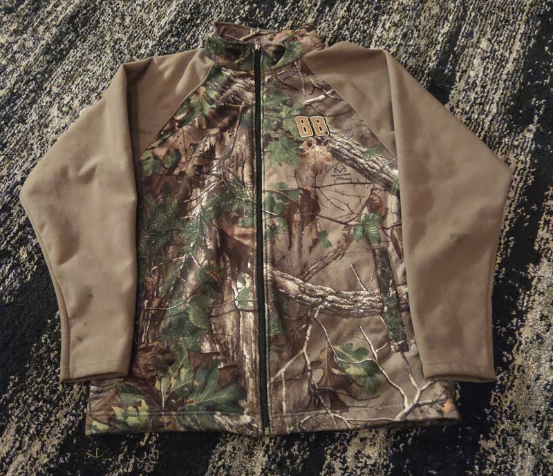 Team Realtree Racing Dale Earnhardt JR Realtree Camo Men’s Medium Jacket
