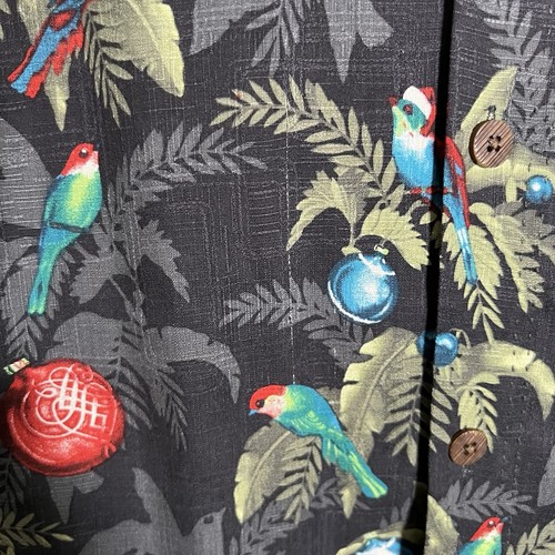 Tommy Bahama Silk Shirt Mens Large Black Floral Parrot Holiday Seasons Greetings - Picture 4 of 7