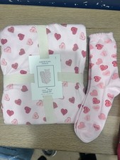 American Eagle Women  s Snoopy Valentine  s Plush Pants PJ Pajamas Set w/Socks S/m