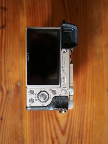 Sony Alpha a6000 24,3 MP + 16-50mm F3.8-5.6 Kit Objektiv Silber ✅GUTER ZUSTAND - Bild 8 von 9