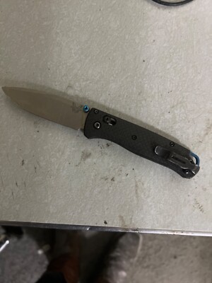 BENCHMADE Bugout 535-3 CPM-S90V Stainless & Black Carbon Fiber Pocket Knife