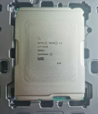 Intel Xeon w3-2435 QS LGA 4677 CPU 8-core up to 4.5 GHz