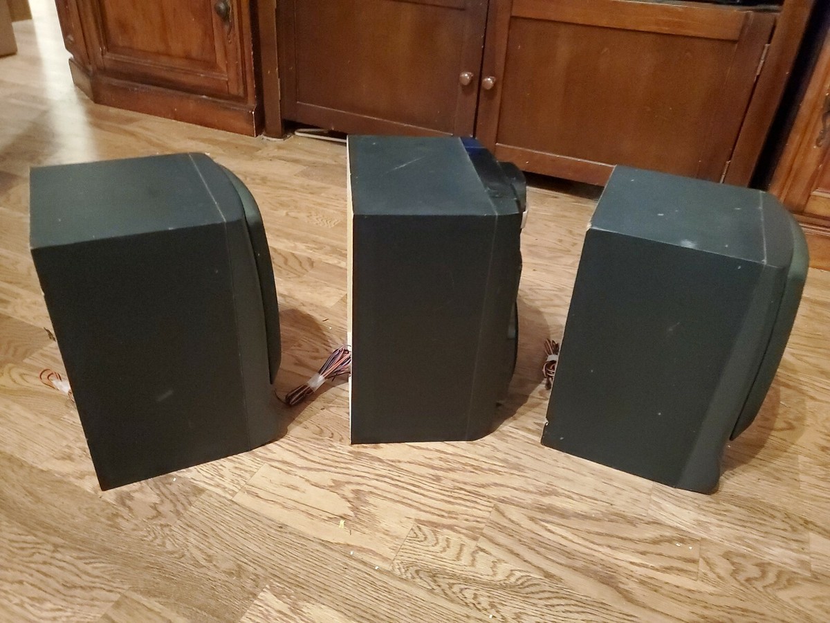Pair of Aiwa SX-NV20 3-Way Bookshelf Speakers + one RCA RS2768IE