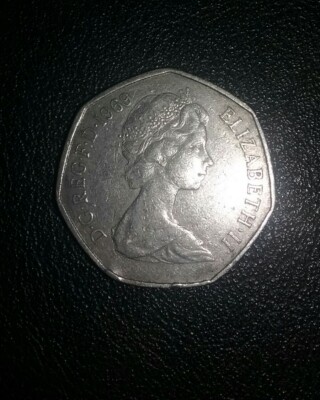 50 ニューペンス エリザベス 2世　1969年 1969 Elizabeth II D.G.REG F.D. NEW PENCE 50 Nice coin