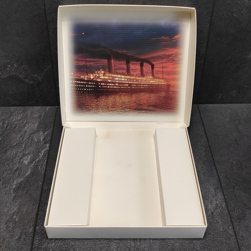 Titanic VHS Big Box Mit 35mm Filmrolle & 8 Sammelkarten 1998 - Picture 12 of 13