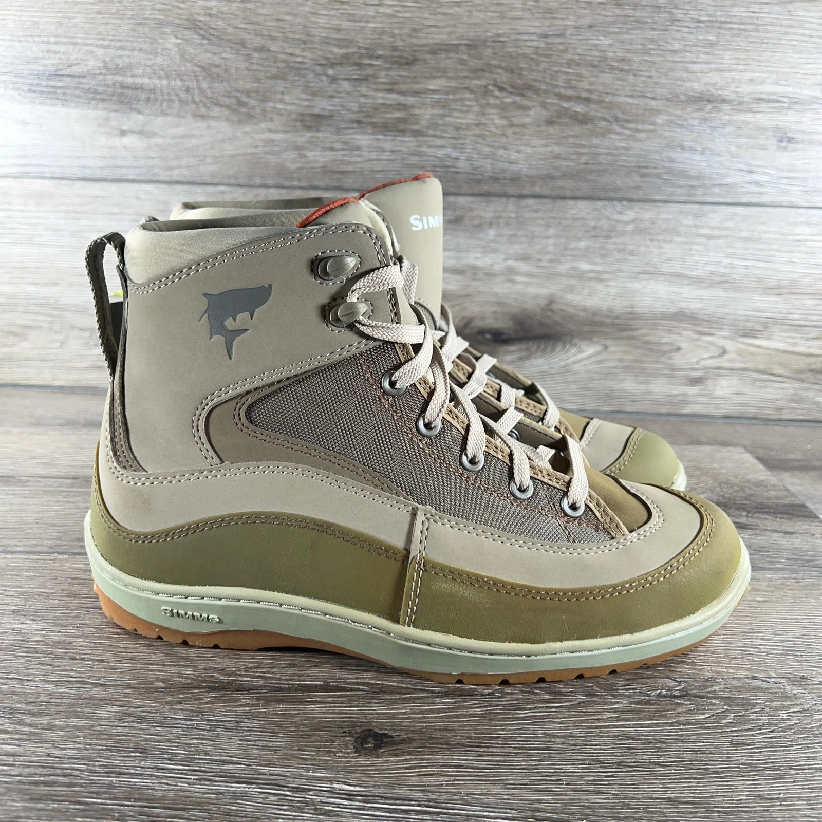 Simms Flats Sneaker Wading Boots Mens 9 Tan Beige Fishing Shoes Slip Resistant
Opens in a new window