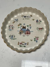 RARE VINTAGE HEARTLAND INTERNATIONAL 10” Quiche Pie Plate!! Amazing Condition