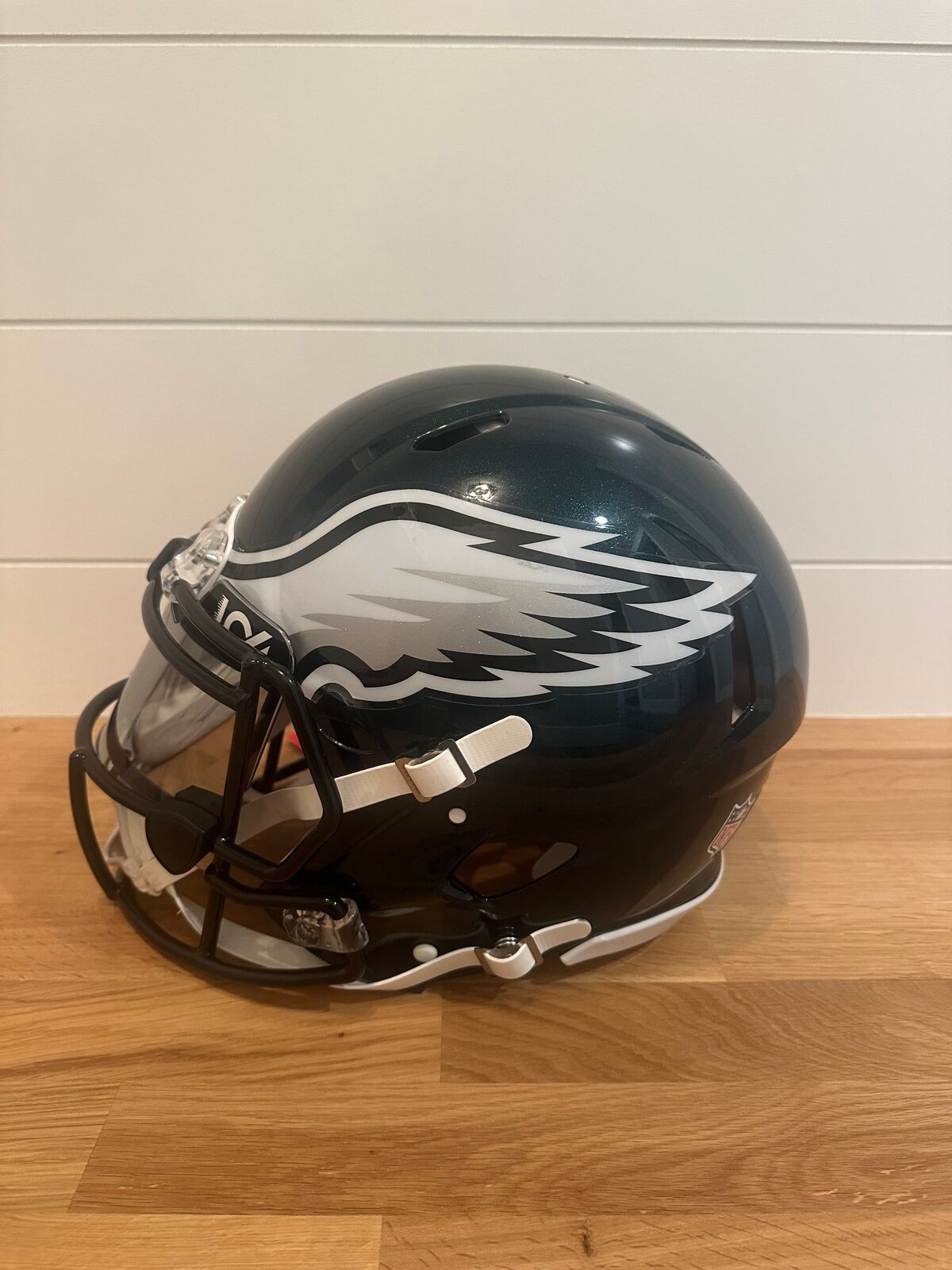 Donovan McNabb Signed Philadelphia Eagles Full-Size Riddell Speed Authentic Helmet