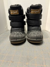 Cat and Jack toddler snow boots size 5 black great condition