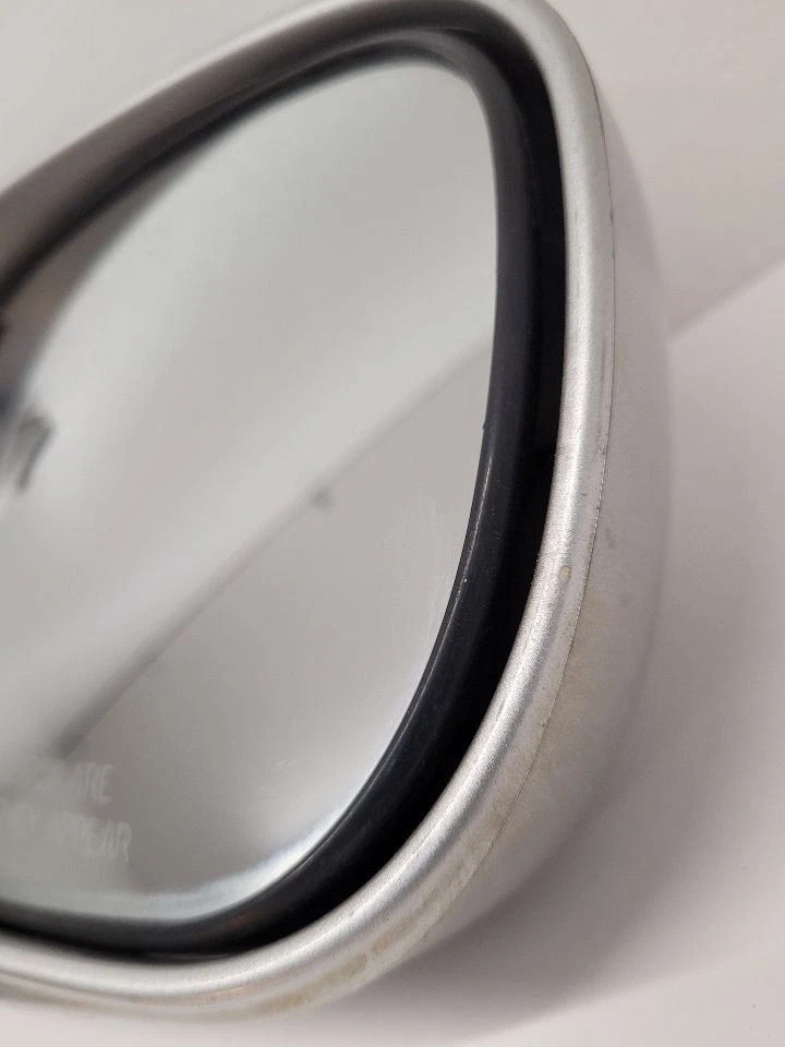 01-04 NISSAN PATHFINDER RH Passenger Side View Mirror Power Painted Finish SLV Foto 4 de 4