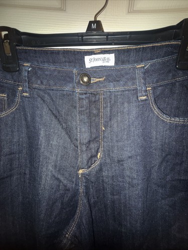 Women’s 3pc Clothing Bundle Size 14R - St. John’s Bay - Light, Med, & Dark Wash - Picture 7 of 14