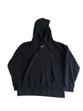 nike hoodie with swoosh in middle