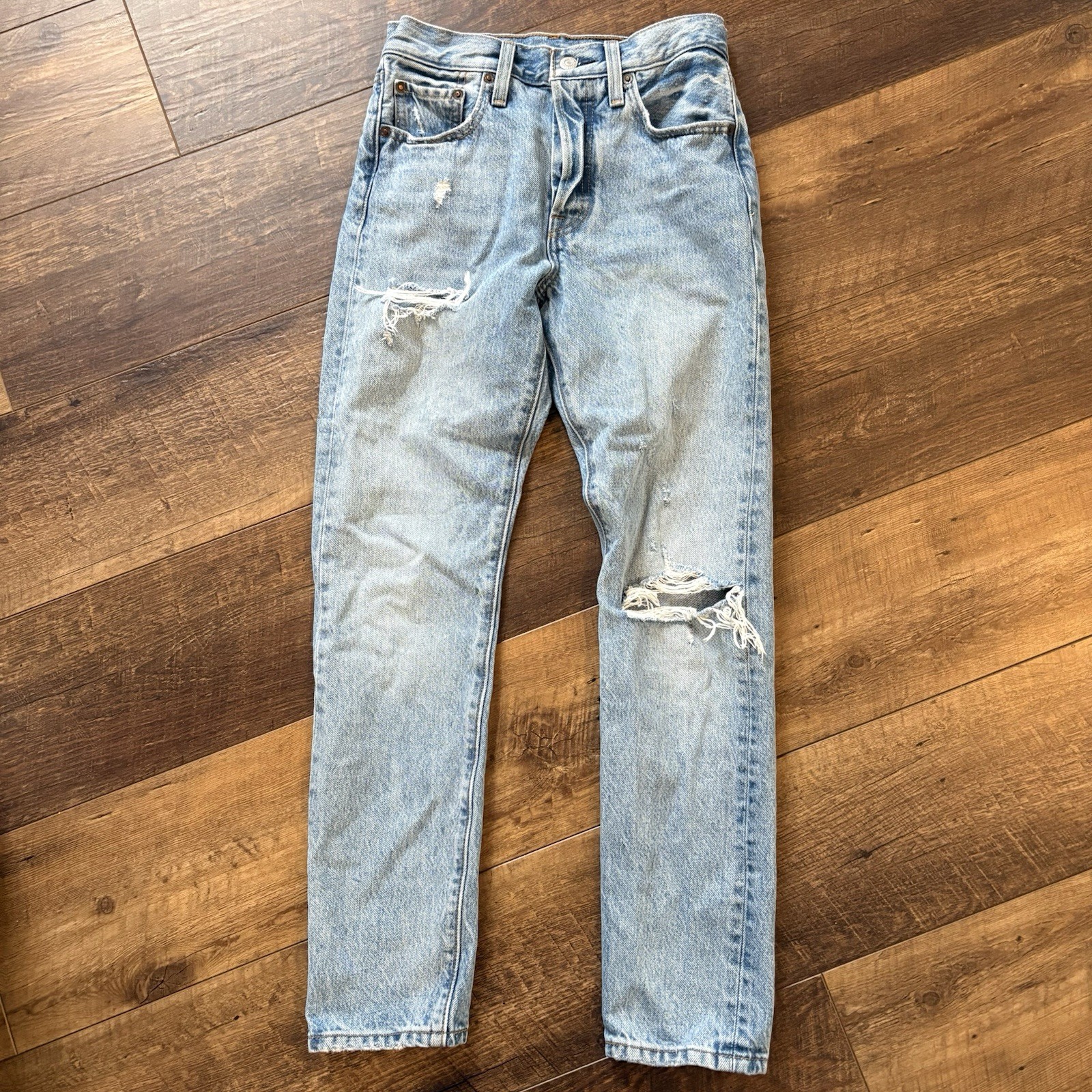 Levi’s Premium Denim Women’s 501 S Light Wash Distressed Jeans Button Fly 24x28