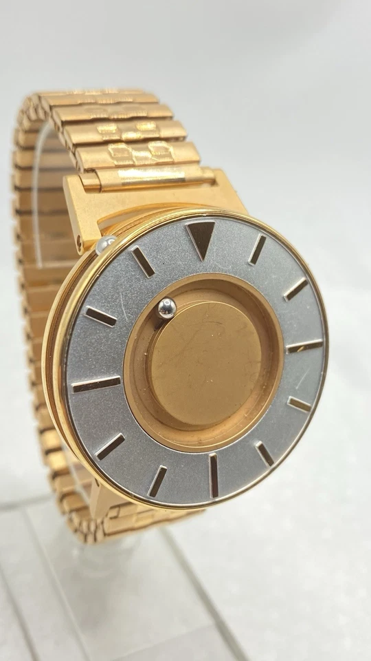 EONE The Bradley Mesh Matte TWO TONE Watch 39mm.NEW Battery Works As It  Should - Image 2 of 4