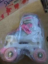 Childrens Roller Skates Pink And White Size Small Brand New