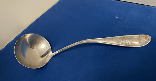 VINTAGE 1905 WILLIAMS BROS. QUEEN HELENA - ALMA PATTERN LARGE 10” LADLE - Picture 3 of 9