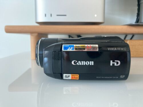 Caméscope Canon Vixia HF M32 Lo-Fi - Photo 1/9