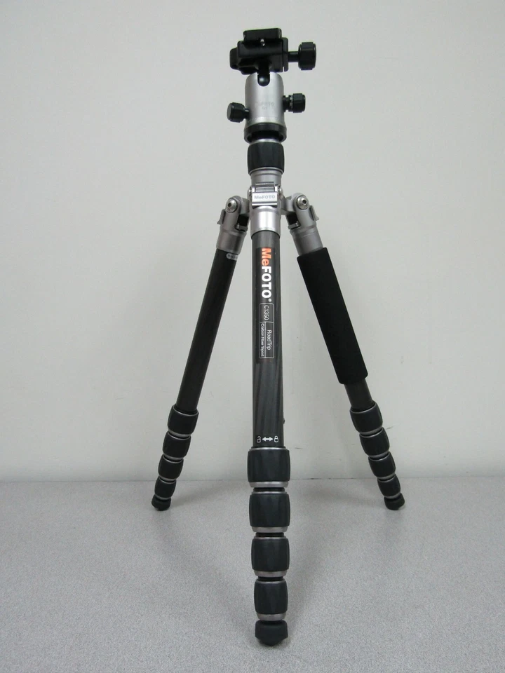MeFOTO RoadTrip C1350Q1T Travel Tripod Kits - Titanium -  Max Load 17.6 lb (a) - Image 2 of 4