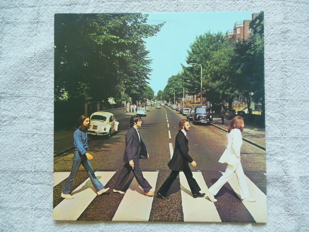 THE BEATLES - ABBEY ROAD - Rare 1983 Re-Issue on Capitol Colorband