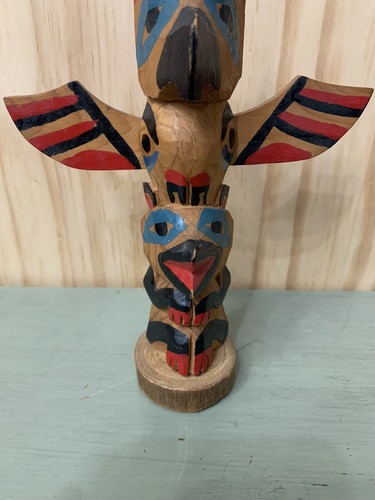 Tótem vintage de los primeros pueblos nativos americanos tallado en madera Manitoulin Canadá - Imagen 3 de 10