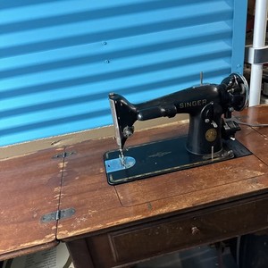 Antique Singer Sewing Machine AF069073 Not Working Local Pick-Up Only