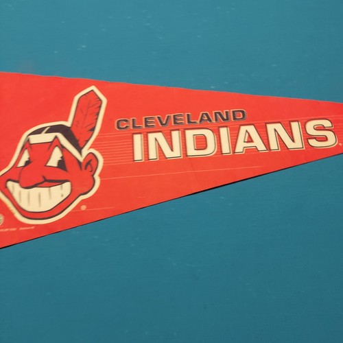 2002 Cleveland Indians Banner Pennant 30” By 11” Wincraft - Picture 3 of 5