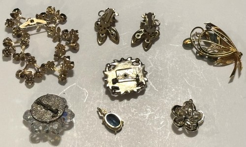 Vintage Costume Jewelry Lot Pendant Earrings Rhinestone Brooch Pin 7 Pcs - Picture 2 of 2