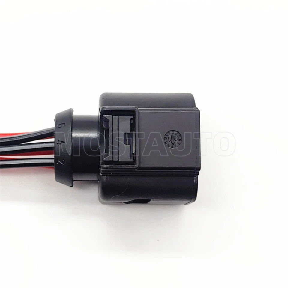 Enchufe conector sensor de posición del acelerador OEM para Audi Q3 Quattro 2018 2,0 L Turbo Foto 2 de 4