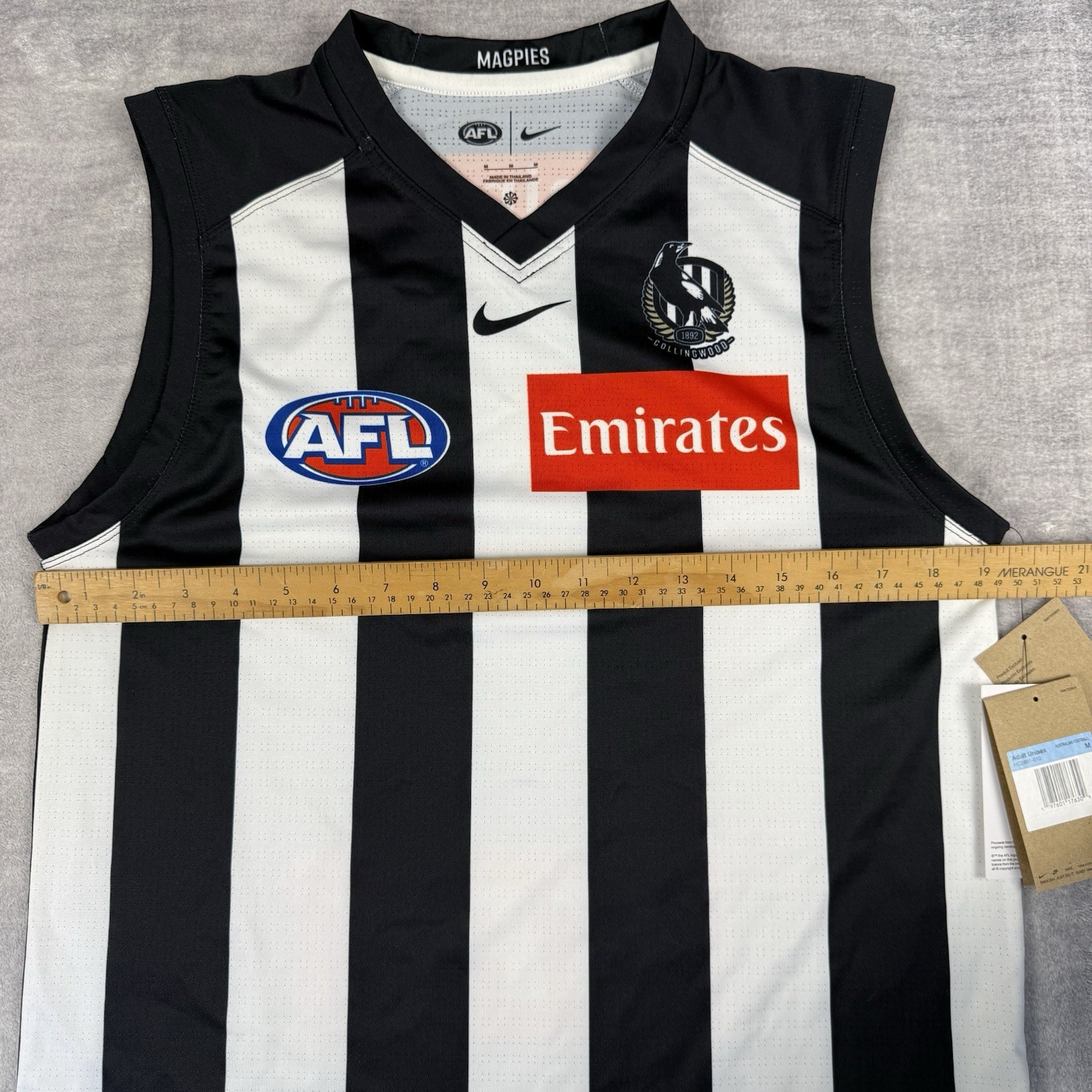 Collingwood Magpies Jersey Mens Medium Black White Stripped Home AFL Nike 2025 thumbnail 14