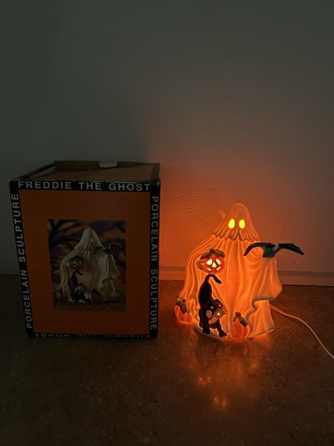 Prettique 1991 Ceramic Freddie the Ghost Light Up Figurine Black Cat Bat Tested!