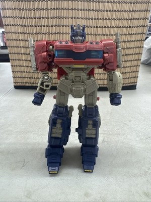 Transformers Studio Series 112 Deluxe Class One Optimus Prime