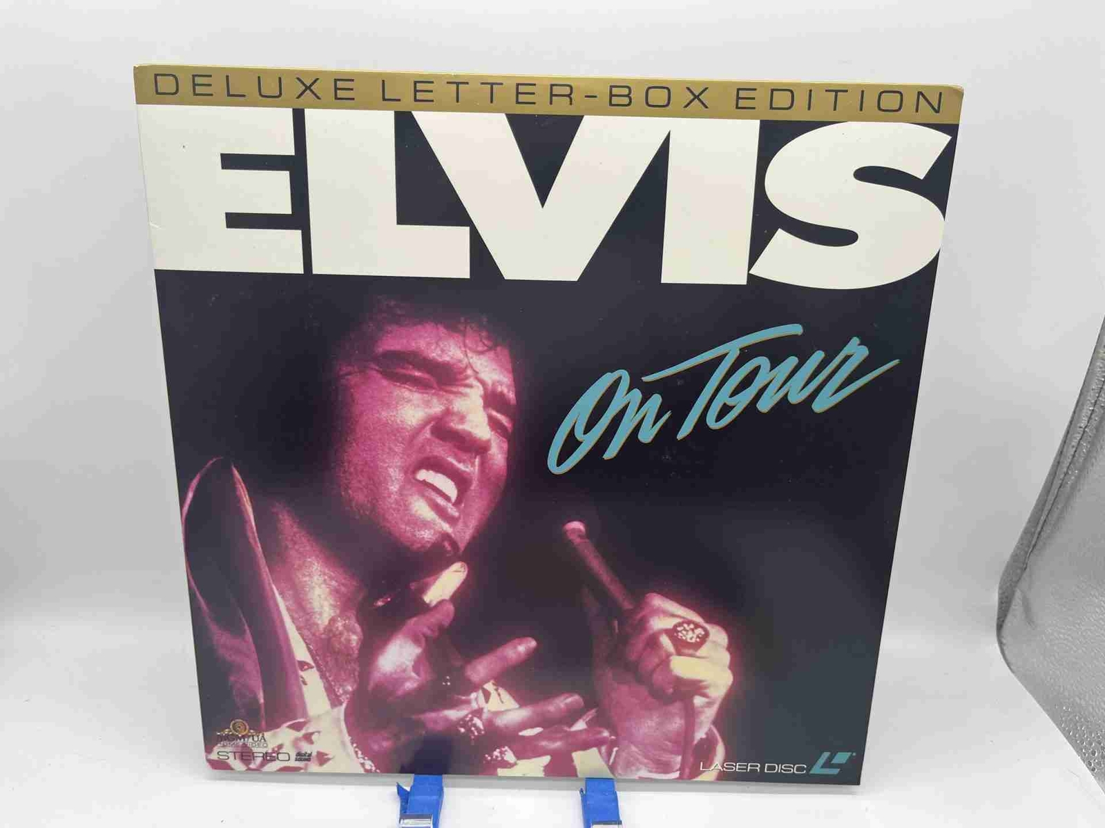 "Elvis on Tour" Letterbox Laserdisc LD - Music