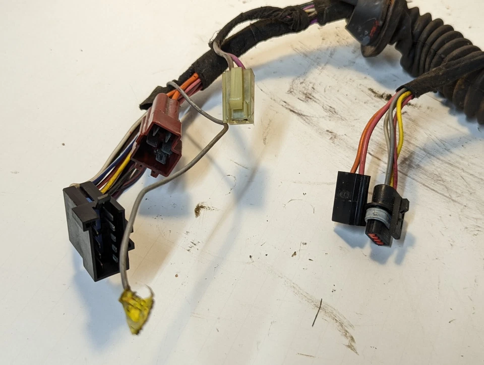 Arnés puerta lateral pasajero convertible Chrysler Lebaron 4400026 Foto 2 de 4