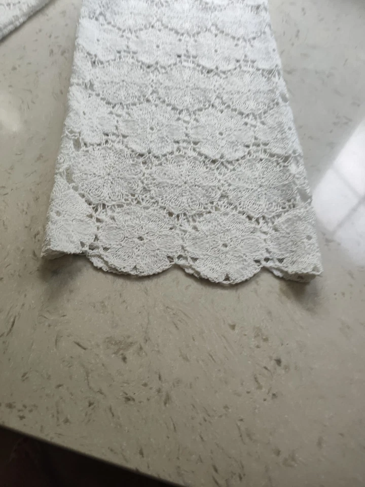 Calça social feminina Zara floral de renda com bolsos, grande, branca - Imagem 2 de 4