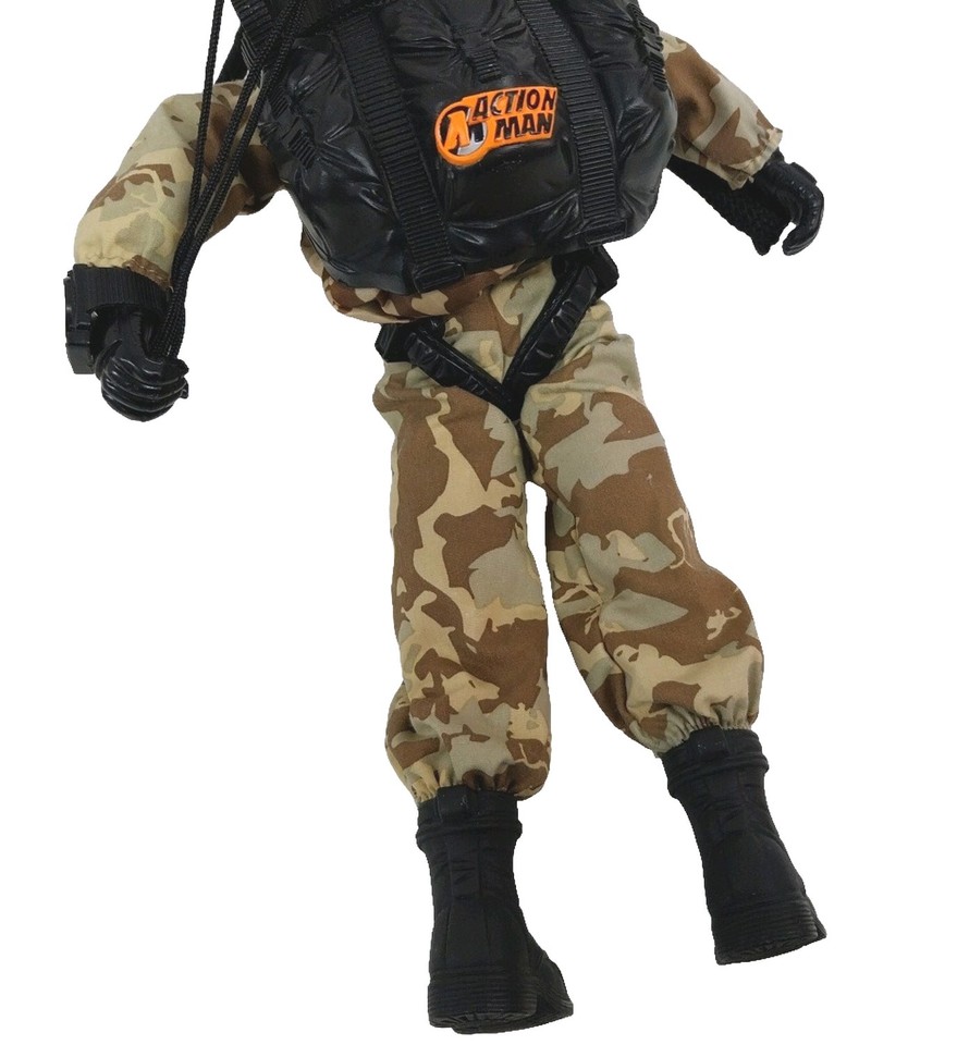 Pilot Rucksacks Action Man Altitude Atak 31.5cm figure desert camo pilot helmet ...