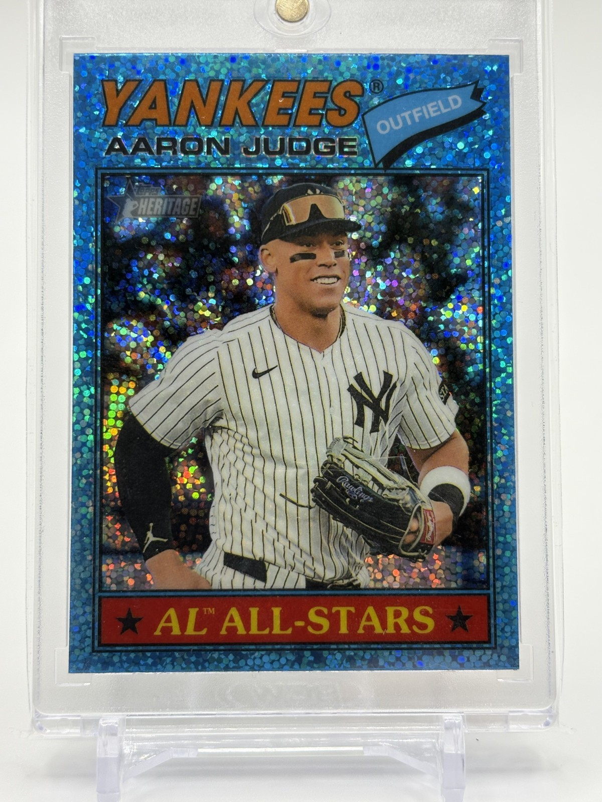 2026 Topps Heritage Aaron Judge Chrome Light Blue Sparkle Refractor #10 SP