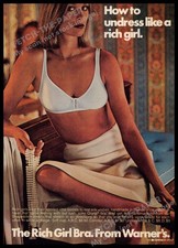 Anuncio impreso de Warner de los años 70 1977 "Cómo desnudarse como una chica rica"
