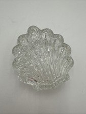 VINTAGE GLASS SEA SHELL SHAPED TRINKET BOX 4" LONG X 3 1/2" WIDE