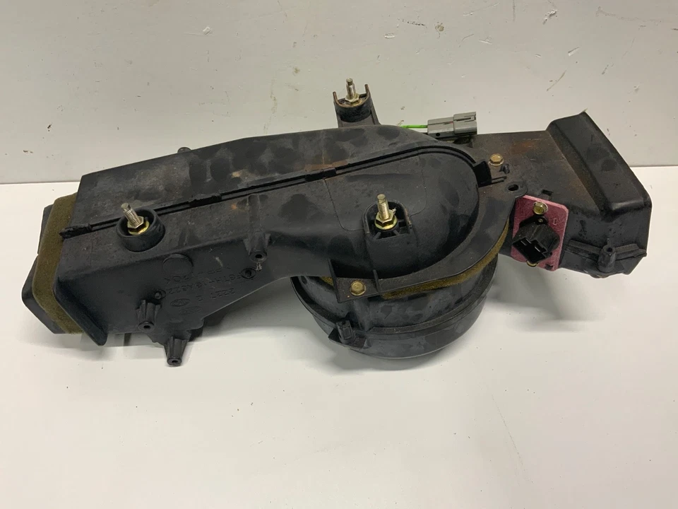 1995-2001 FORD EXPLORER ПОД ЦЕНТРАЛЬНОЙ КОНСОЛЬЮ ОВКВ ЗАДНИЙ ДВИГАТЕЛЬ ВЕНТИЛЯТОРА F77H-18593 - Изображение 3 из 4