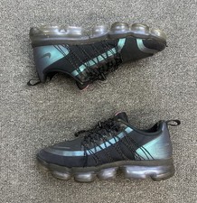 nike running vapormax utility throwback future trainers in black and iridescent