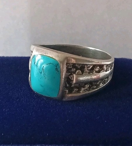 Mens Navajo Sterling Silver And  Turquoise Ring  Signed .. Size 11 Stamped